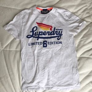 NWOT Superdry white t shirt medium blue red